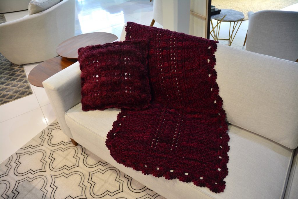 Almofada Esplendor para decoração de inverno com crochê Círculo