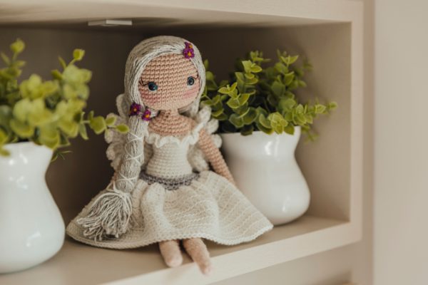 amigurumi na decoração do quarto do bebê