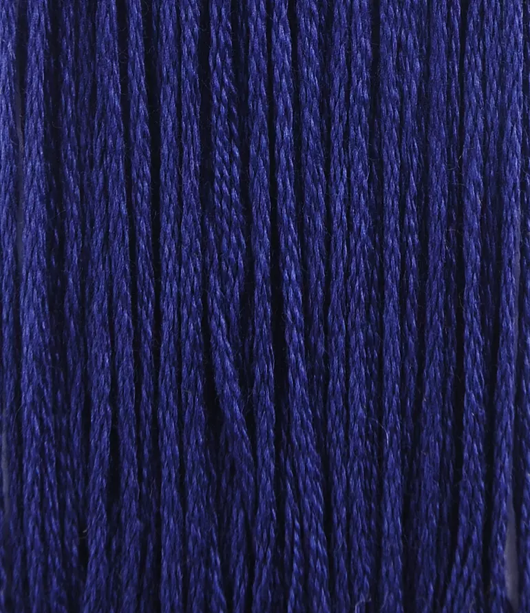 557