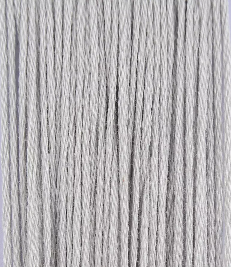 648