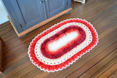 Tapete Oval Decore Luxo Tons de Vermelho