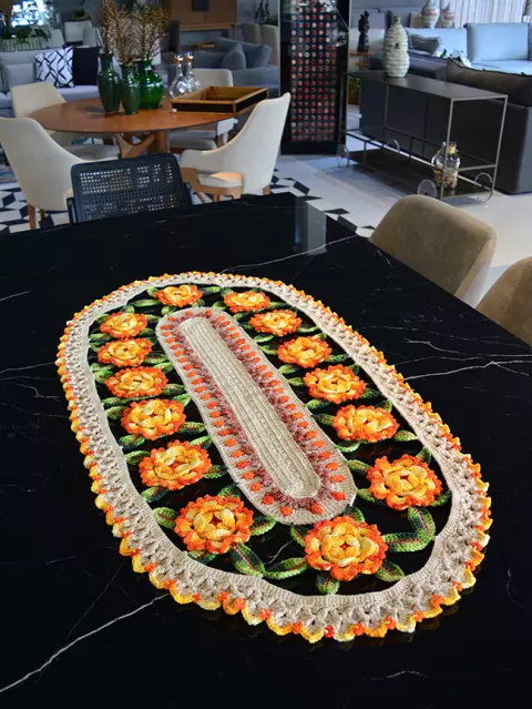 Trilho Porcelana com Flores