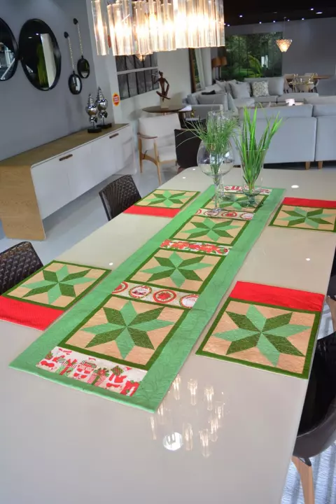 Jogo Americano e Trilho de Mesa Estrela 8 Pontas (Natal)