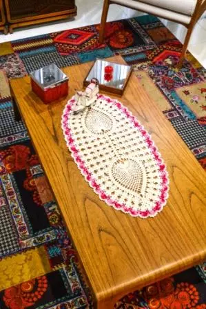Caminho de Mesa Oval Charme