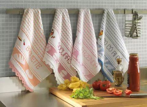 Panos de Copa Bordados