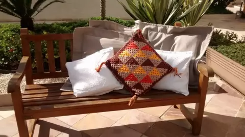 Almofada Patchwork Crochê