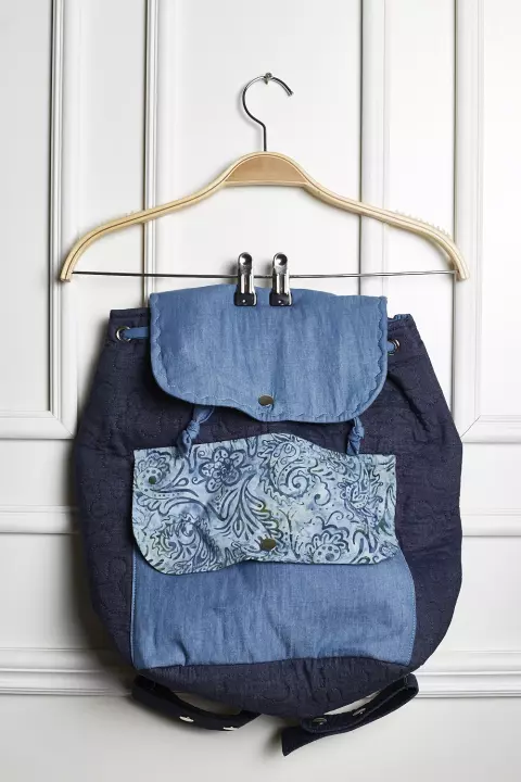 Mochila Jeans e Batik