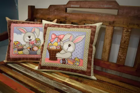 Almofadas Coelhos e Ovos