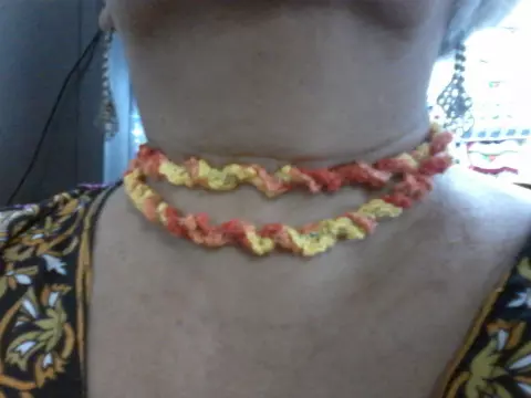 colar em croche com fio clea mesclada e anne mesclada