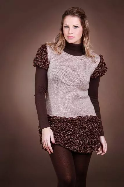 Vestido  Bege com Babado