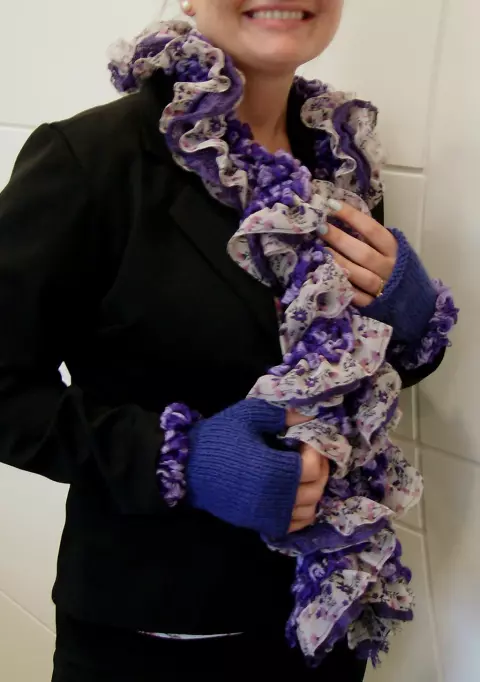 Cachecol Tecido Tricô com Sensual Encantador e Frufru