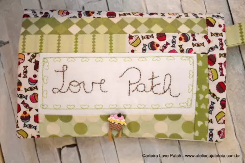 Carteira Love Patch