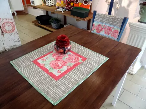 Encosto de cadeira e toalha bambu