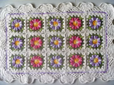 Tapete Floral Rosa/Lilás
