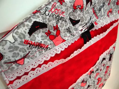 Cabide Porta Lingerie