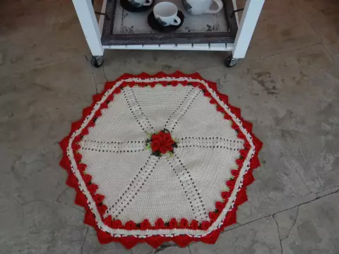 Tapete Cru com Vermelho