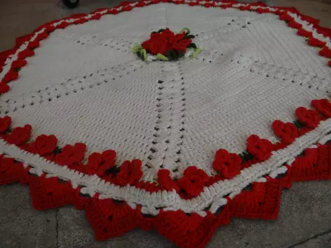 Tapete Cru com Vermelho
