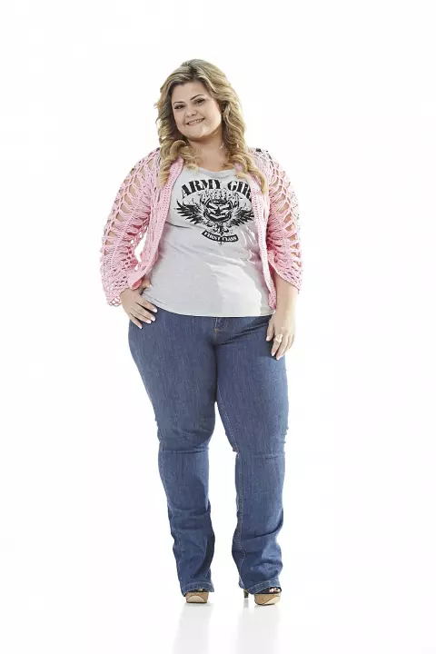 Plus Size - Casaco Crochê de Grampo