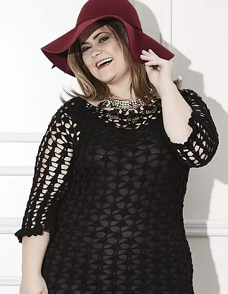 PLUS SIZE - Vestido Preto