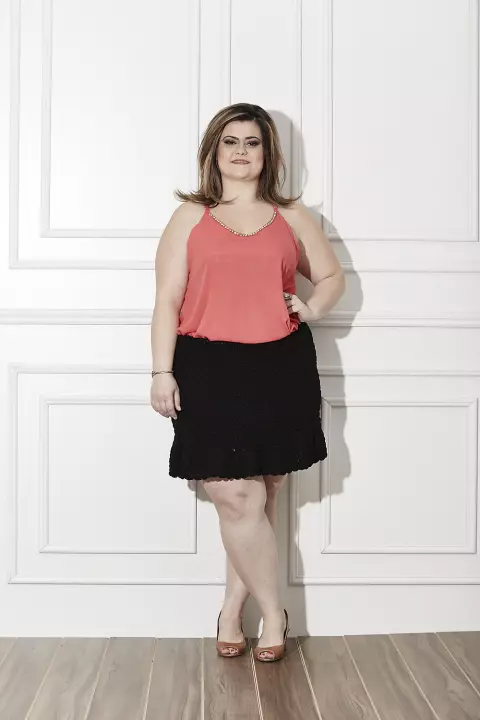 Plus Size - Saia Verano Preta