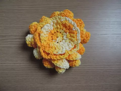 Flor de Crochê Mega Luxo's