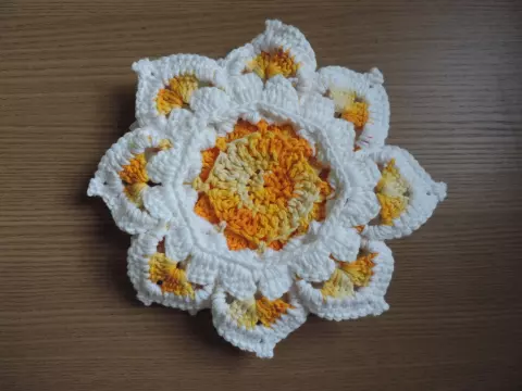 Flor de Crochê Mega Luxo's