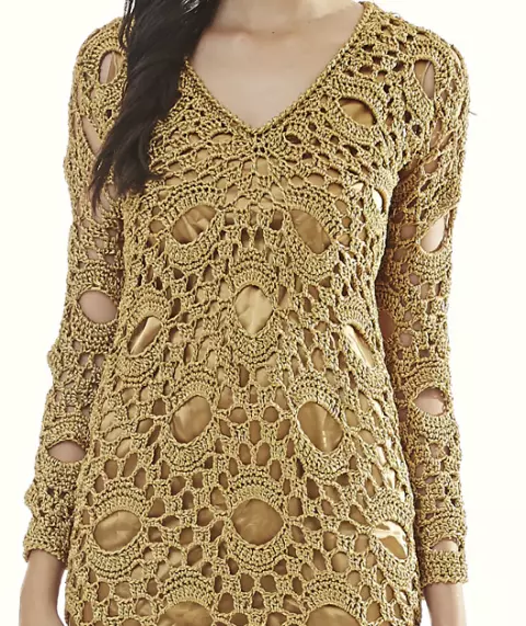 Vestido Dourado Decote V