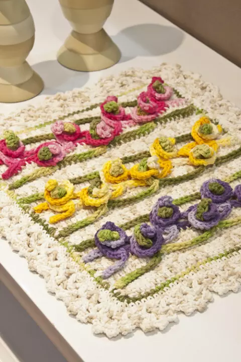 Toalhinha de Mesa Florzinhas 2015