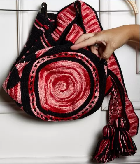Wayuu Bag Preta e Mescla Vermelho