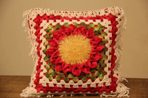 Almofada Giga Flor Vermelha
