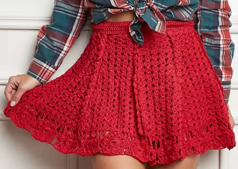 Mini saia evasê