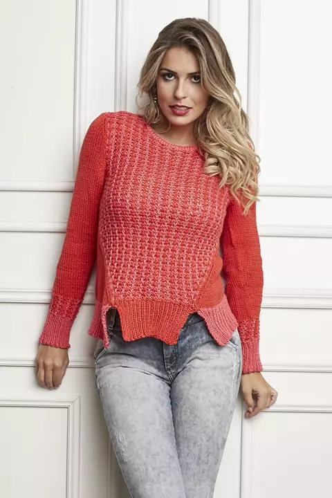 Blusa com recortes