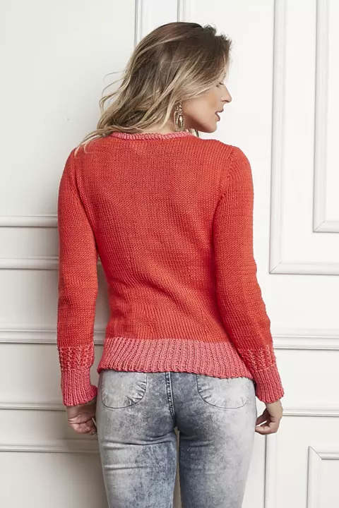 Blusa com recortes