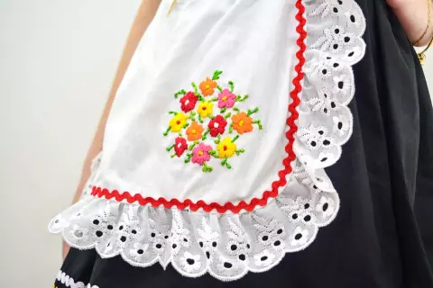 Traje Oktober Feminino Infantil