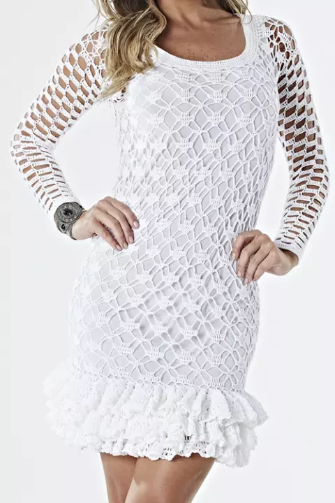 Vestido Branco Babados