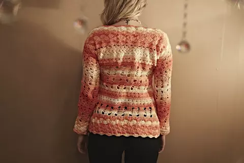 Blusa Batik Crochê