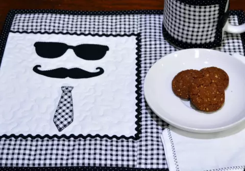 Kit Mug Rug