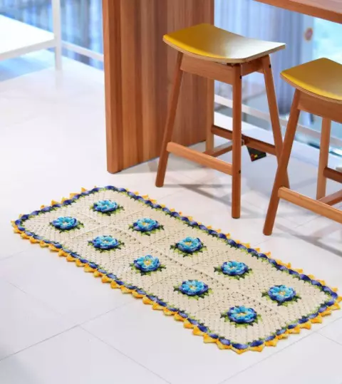 Tapete Natural com Flores Azuis