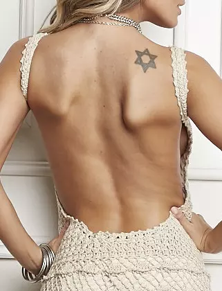 Vestido Bege Babados