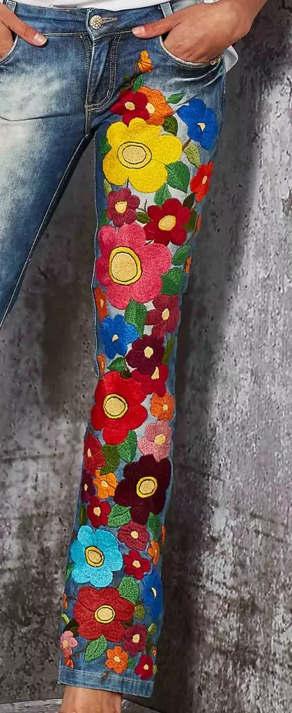 Calça Floral Bordada