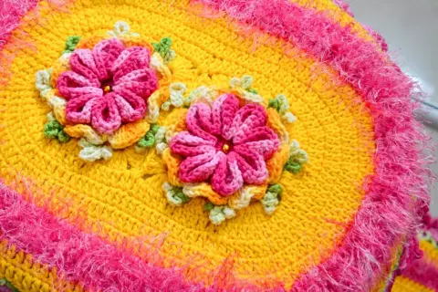 Jogo de Banheiro Amarelo e Rosa