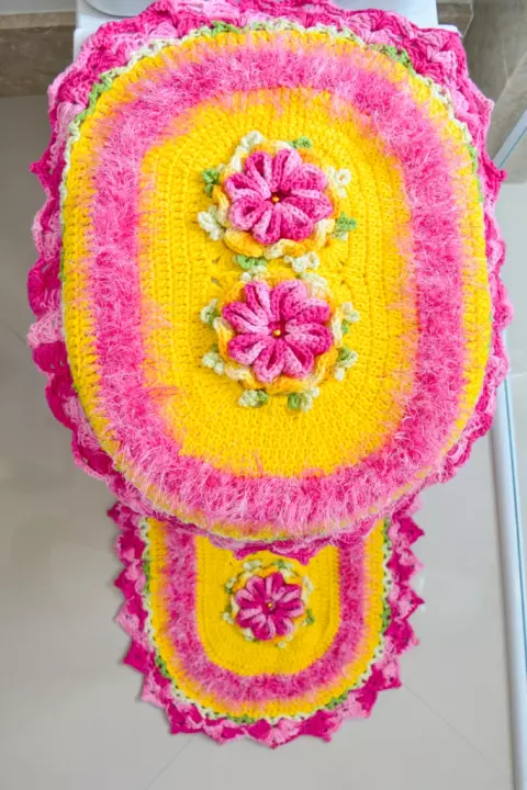 Jogo de Banheiro Amarelo e Rosa