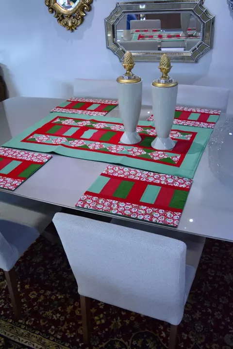 Trilho e Jogo Americano Faixas - Natal