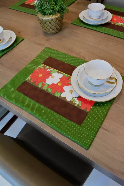 Jogo Americano Flor de Espírito Santo