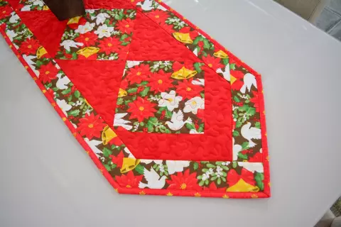 Trilho Natal Flor de Espírito Santo