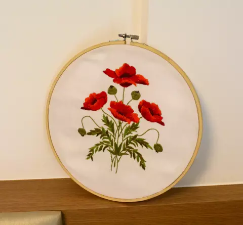 Bastidor Flores Vermelhas
