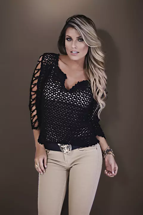 Blusa Preta Manga 3/4