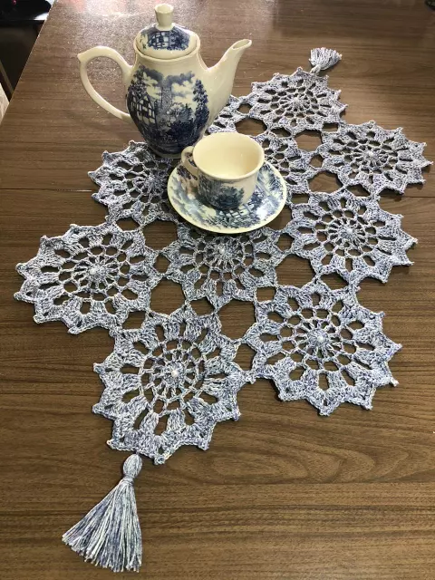 Trilho de Mesa Flor Jeans Lite