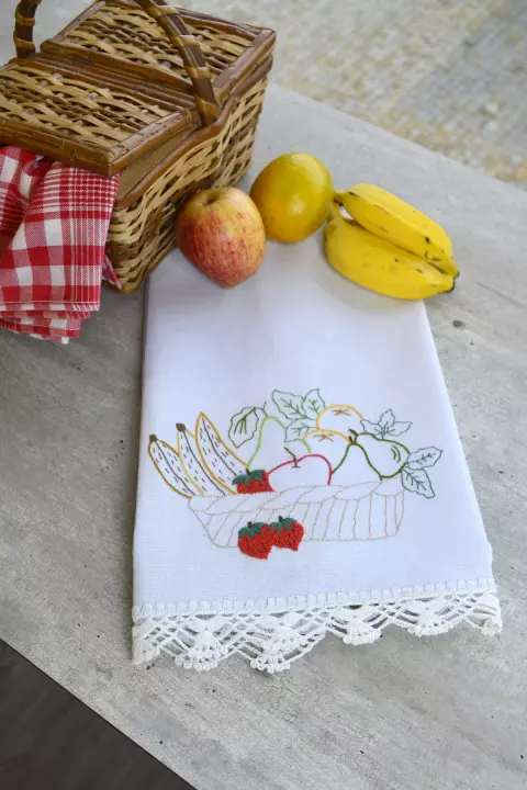 Pano de Prato Bordado Piquenique