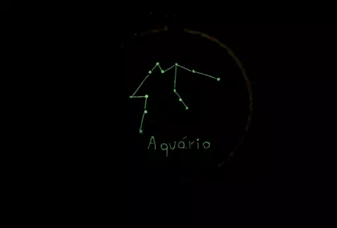 Bordado Signo Aquário Glow